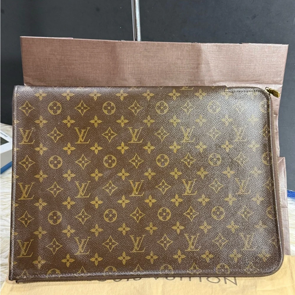 Louis Vuitton Poche Document Case for Ipad Laptop with free duster & Paperbag